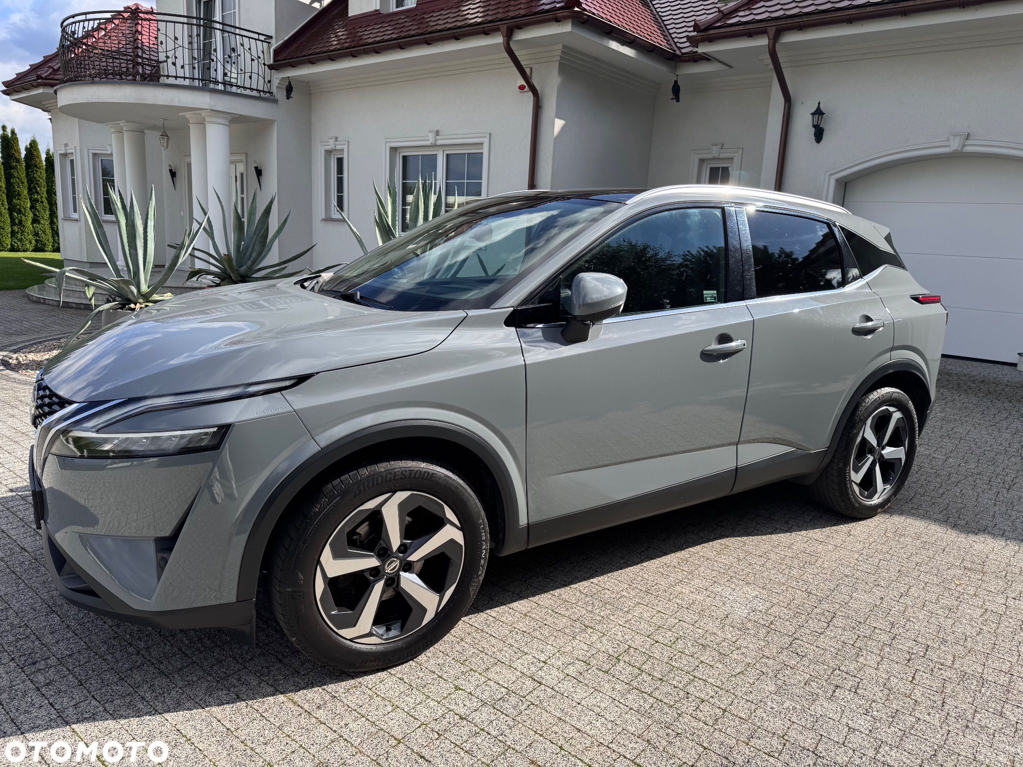 Nissan Qashqai 1.3 DIG-T N-Connecta - 1