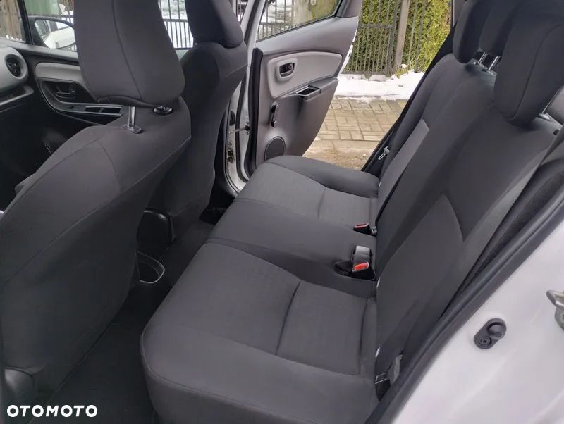 Toyota Yaris - 8