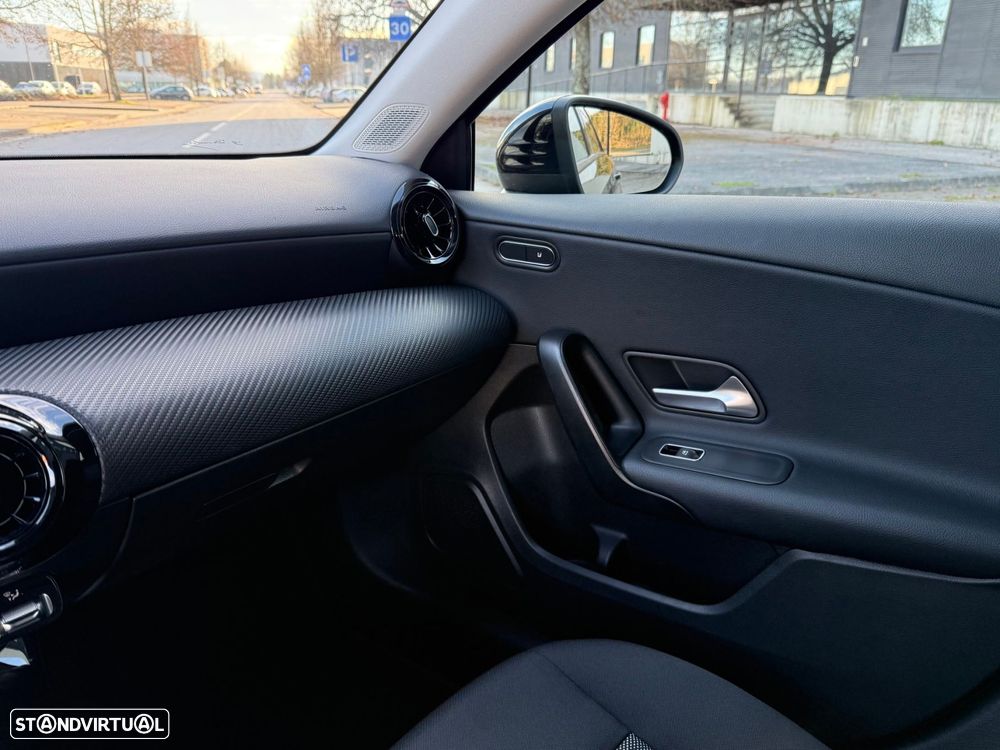 Mercedes-Benz A 180 d 8G-DCT Progressive - 10