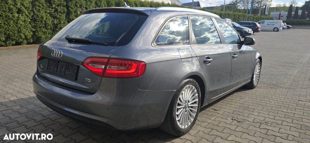Audi A4 2.0 TDI DPF multitronic Ambiente - 3