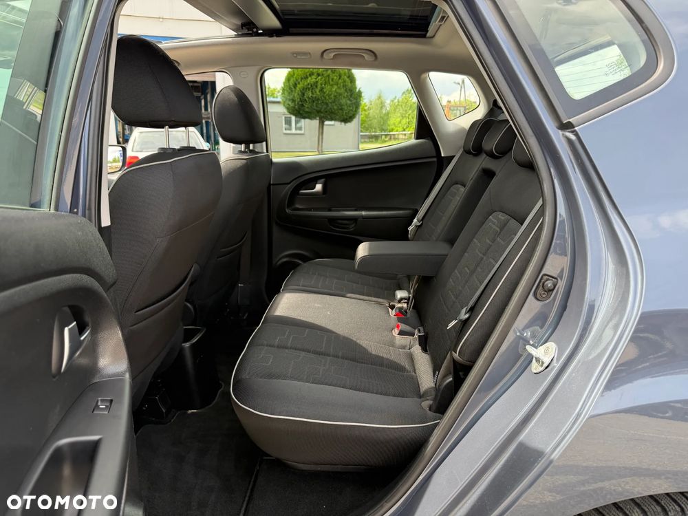 Kia Venga 1.6 CVVT Dream Team Edition - 5