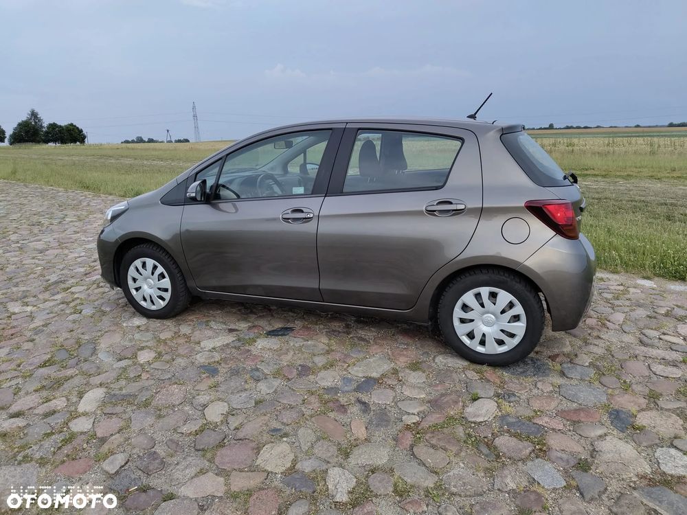 Toyota Yaris 1.33 Active EU6 - 3