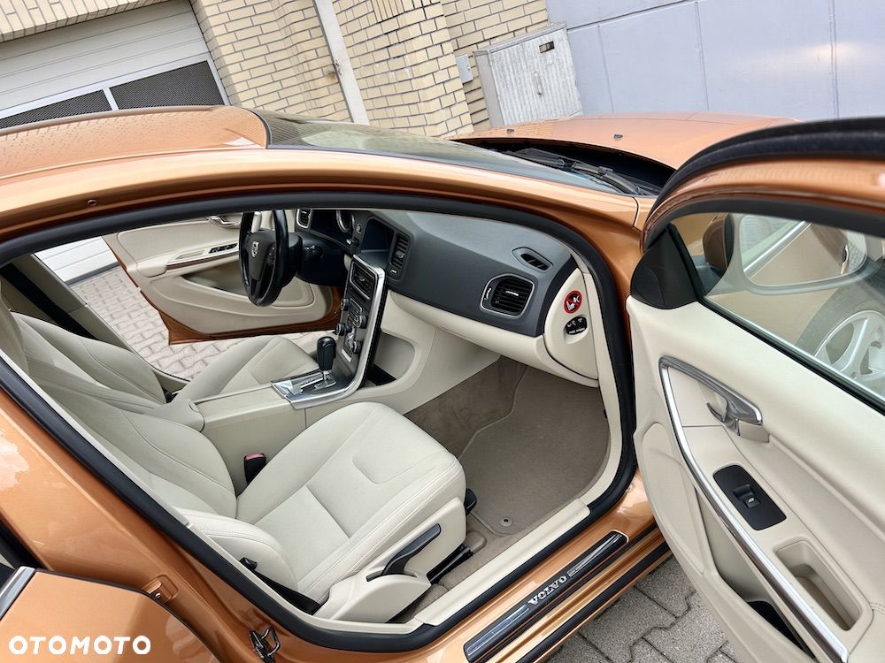 Volvo S60 - 16