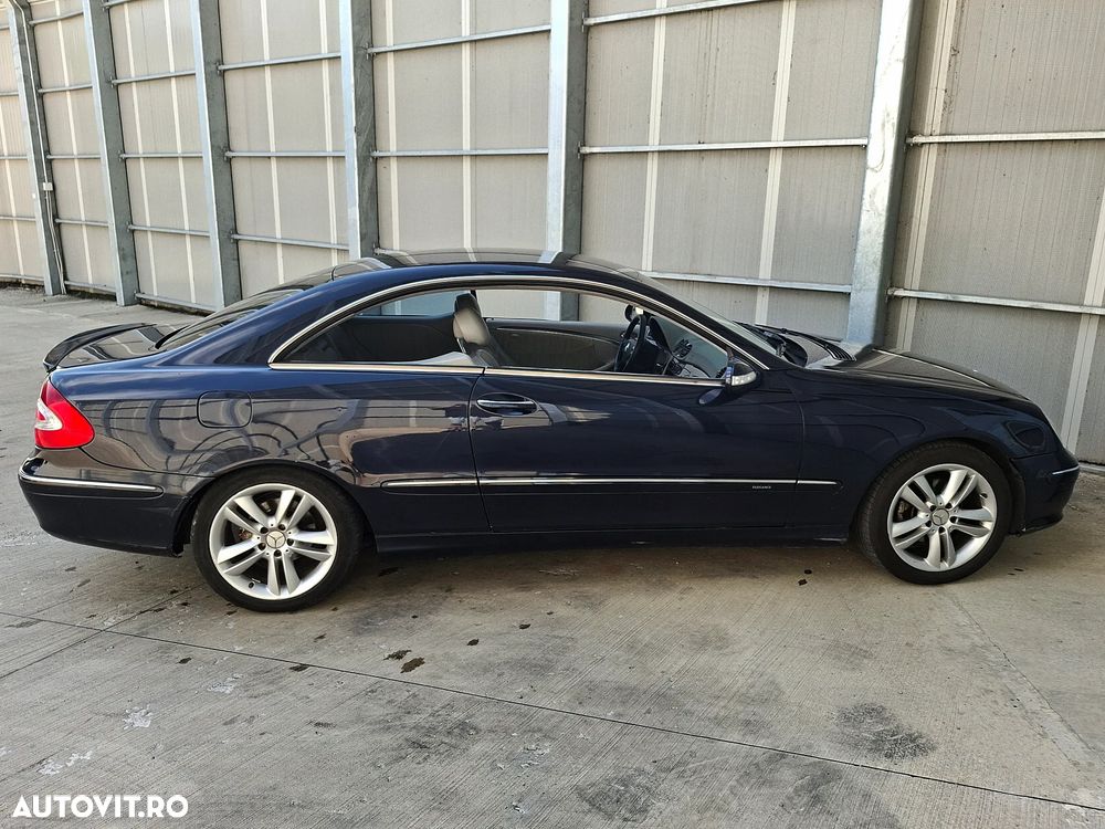 Mercedes-Benz CLK - 6
