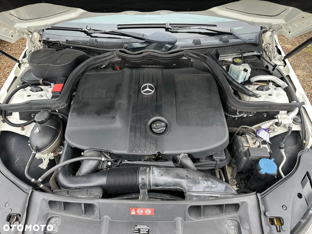 Mercedes-Benz Klasa C 220 CDI DPF (BlueEFFICIENCY) Elegance - 38
