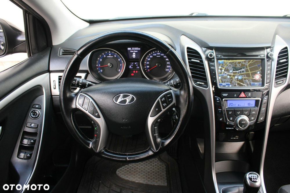 Hyundai i30 1.6 GDI BlueDrive Premium - 8