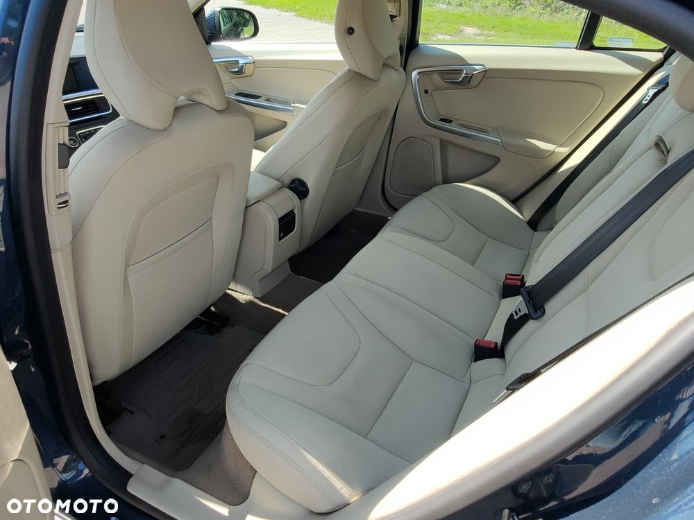 Volvo S60 - 7