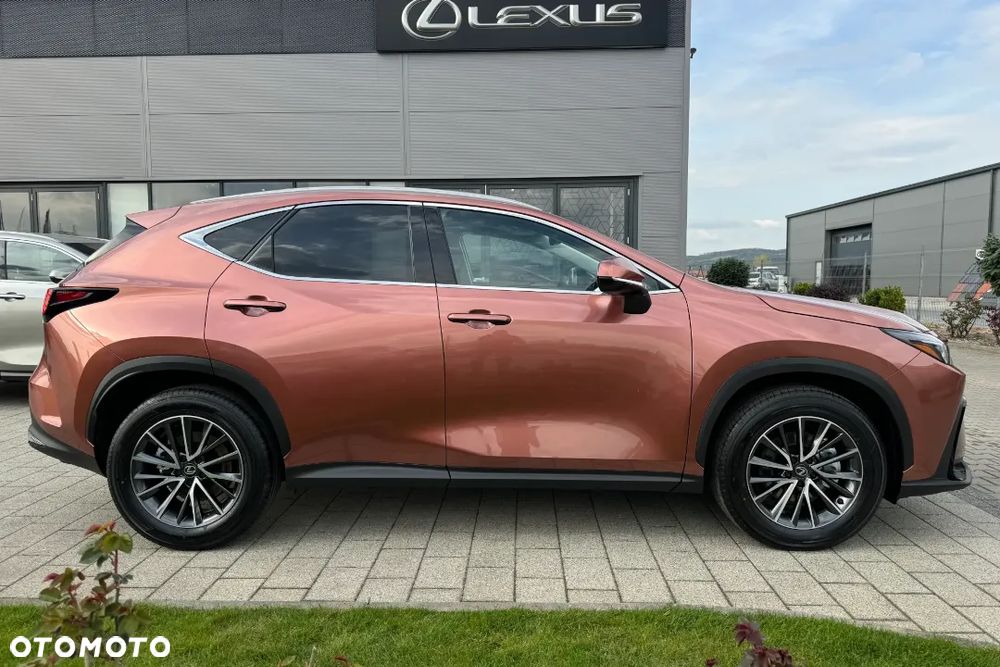 Lexus NX 350h Prestige 2WD - 11