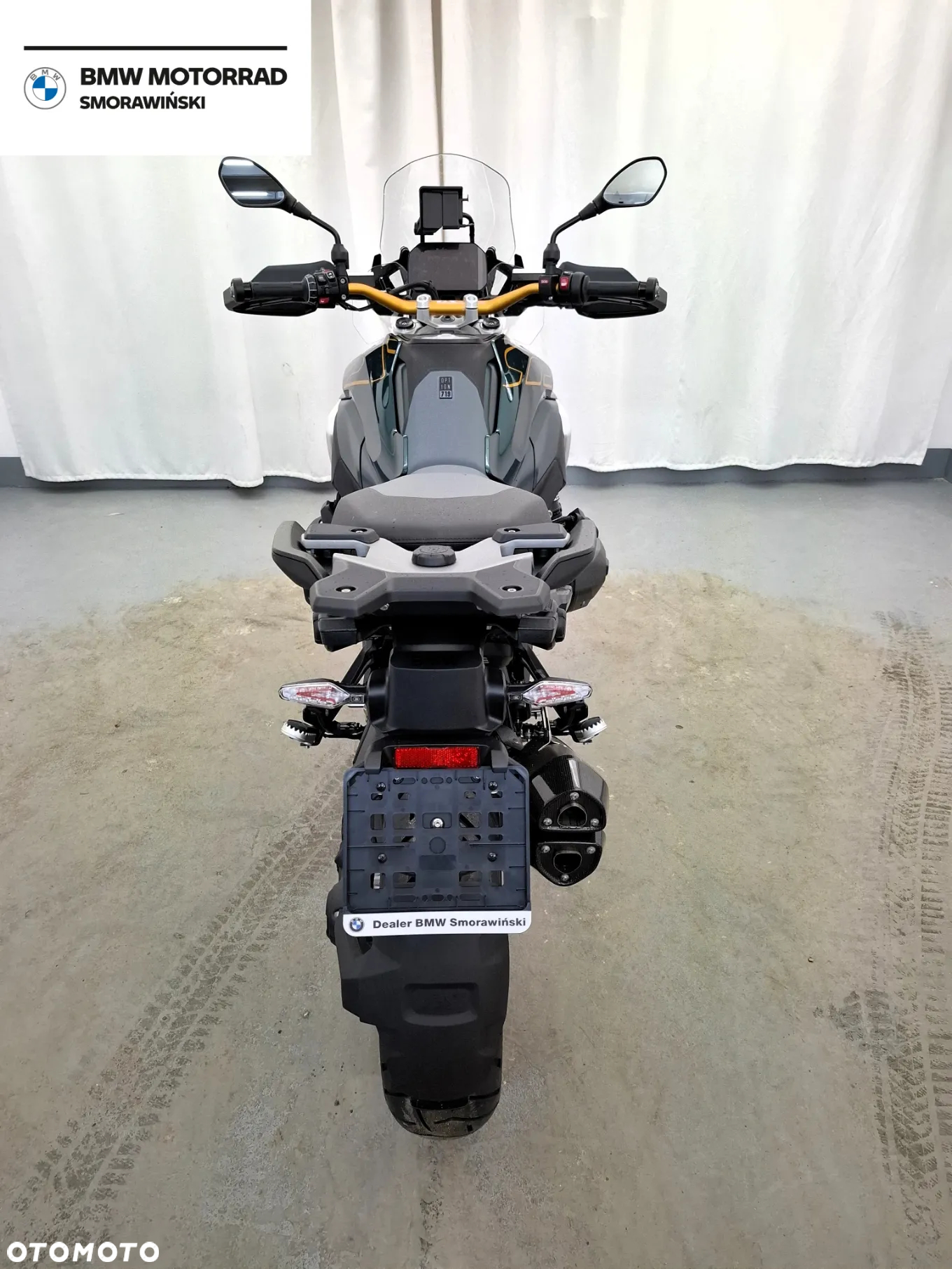 BMW R - 7