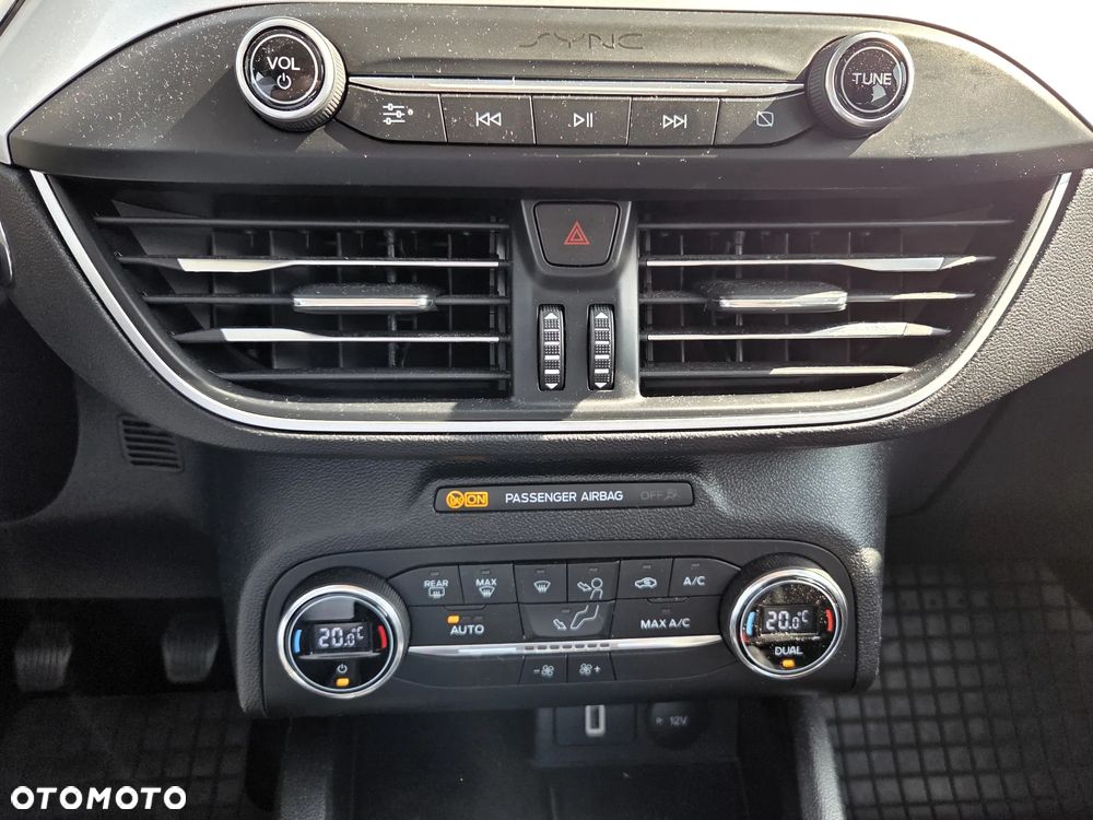 Ford Focus 1.0 EcoBoost Trend Edition Business - 14