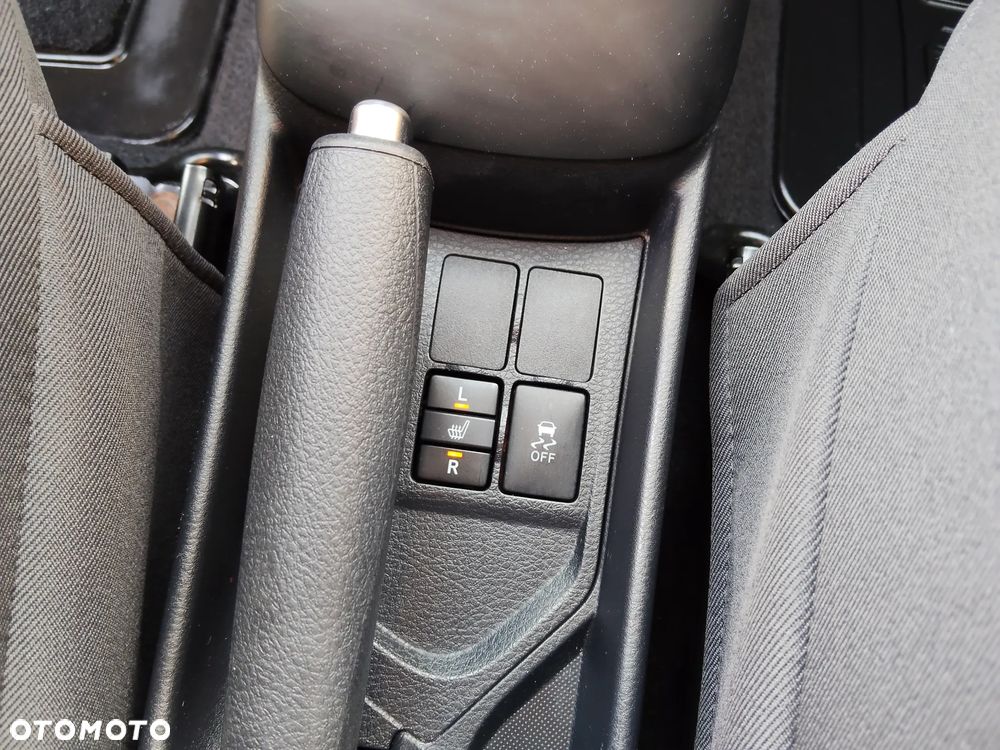 Toyota Yaris 1.5 Premium - 16