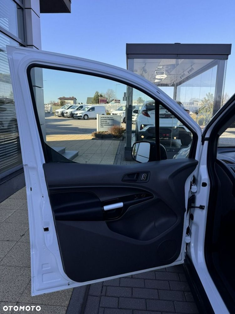 Ford Transit Connect - 16