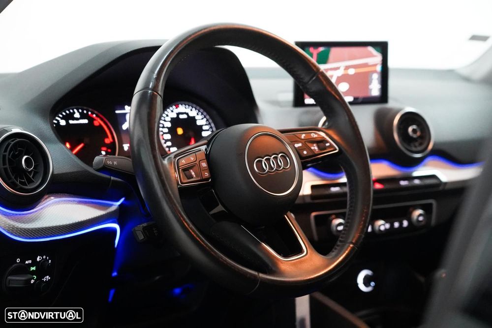 Audi Q2 30 TDI S tronic - 8