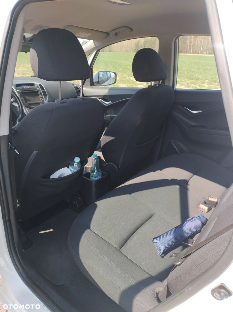 Hyundai ix20 1.6 CRDi blue Comfort - 9