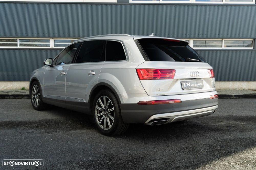 Audi Q7 3.0 V6 TDi quattro S-line Tiptronic - 7