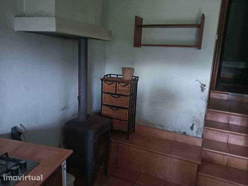Vendo pequena Casa T2  NA ZONA DA MÊDA - Grande imagem: 2/11