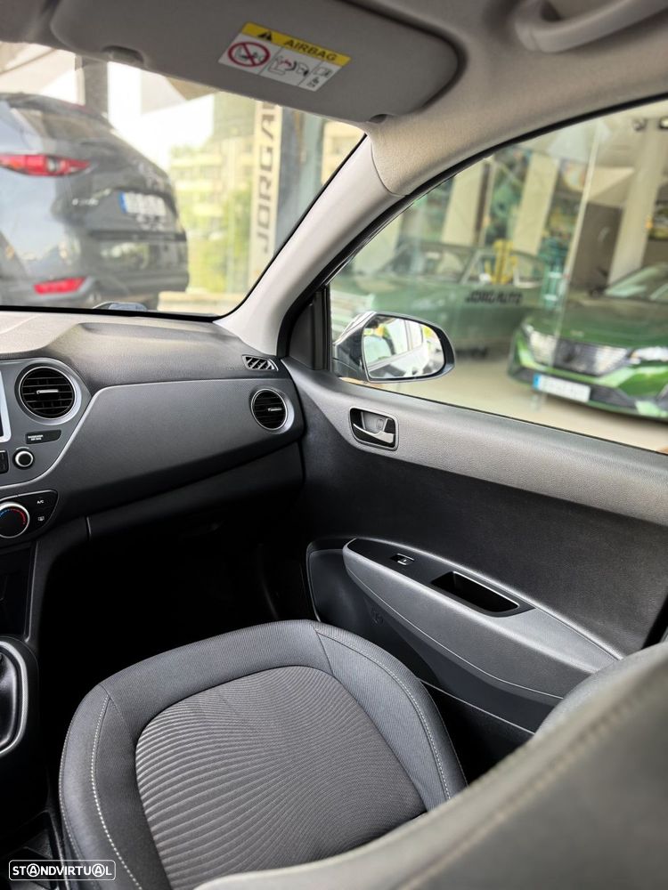 Hyundai i10 - 23