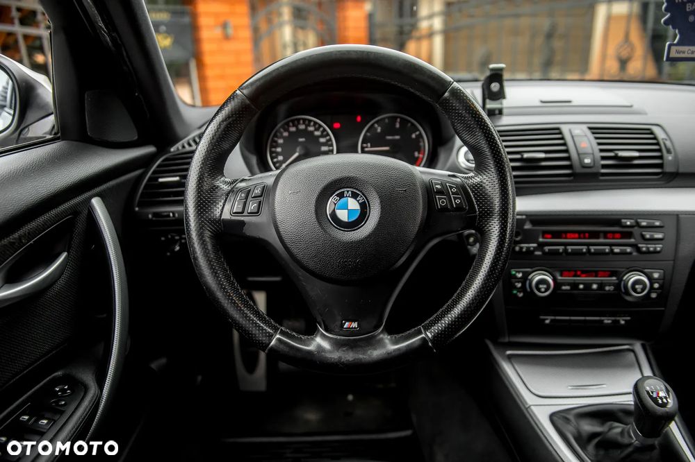 BMW Seria 1 118d DPF Edition Lifestyle - 23