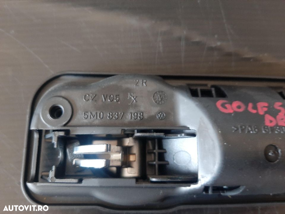 Maner interior dreapta spate vw golf 5 plus 5m1 521 5m0837198 - 2