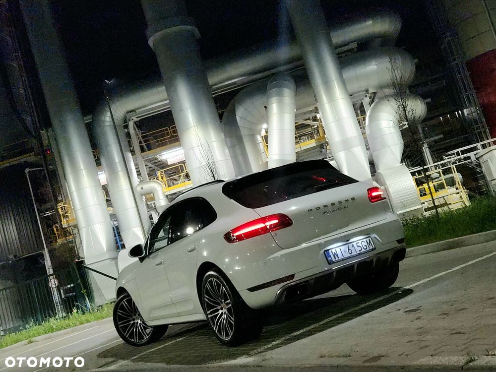 Porsche Macan - 18