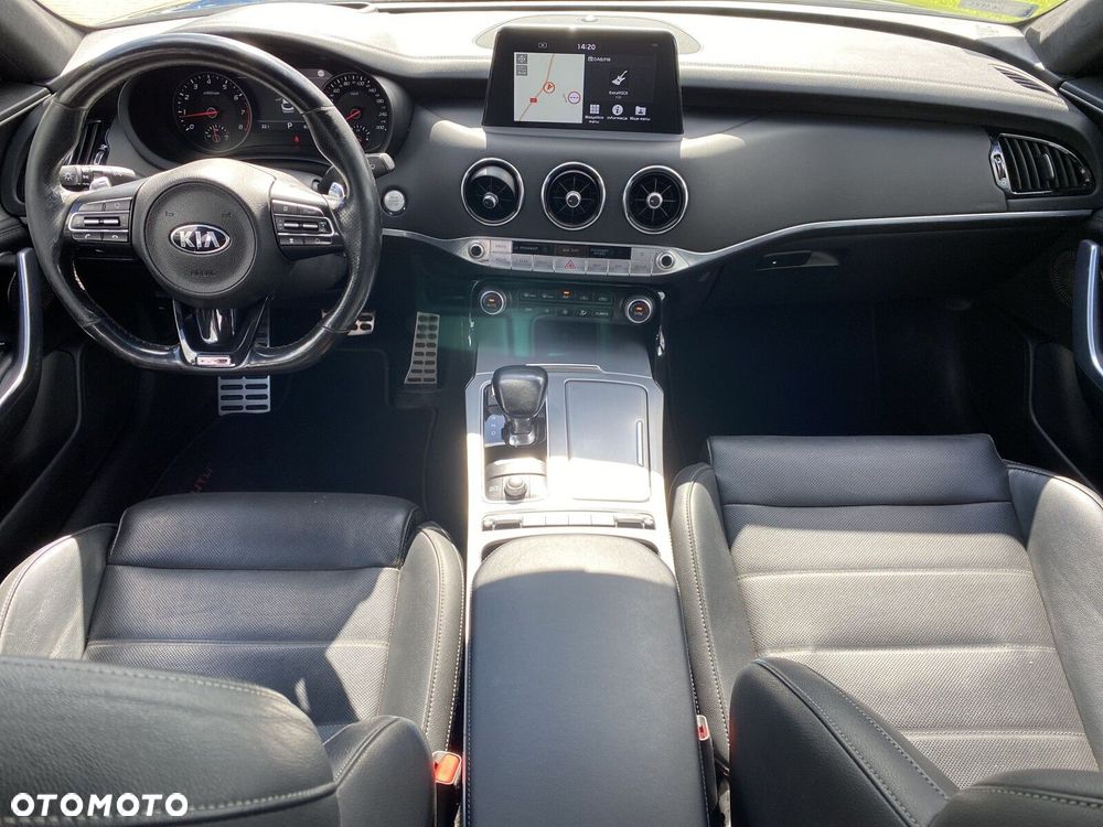 Kia Stinger - 15