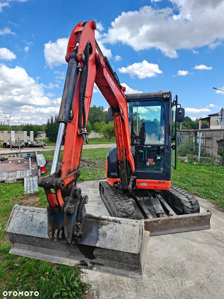 Kubota U-27 - 4