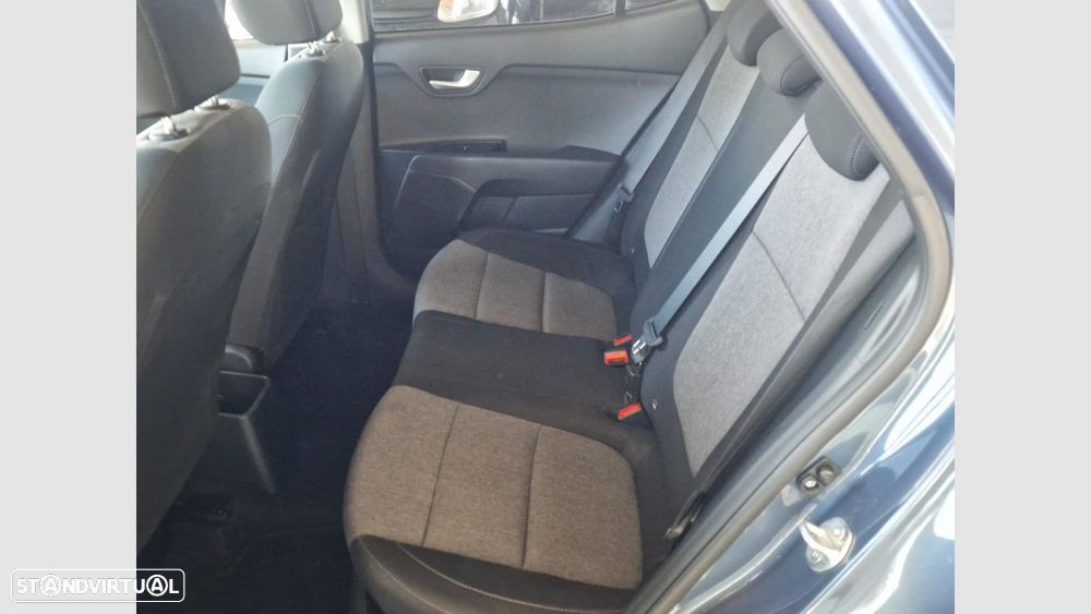Kia Stonic 1.2 Dynamic - 9