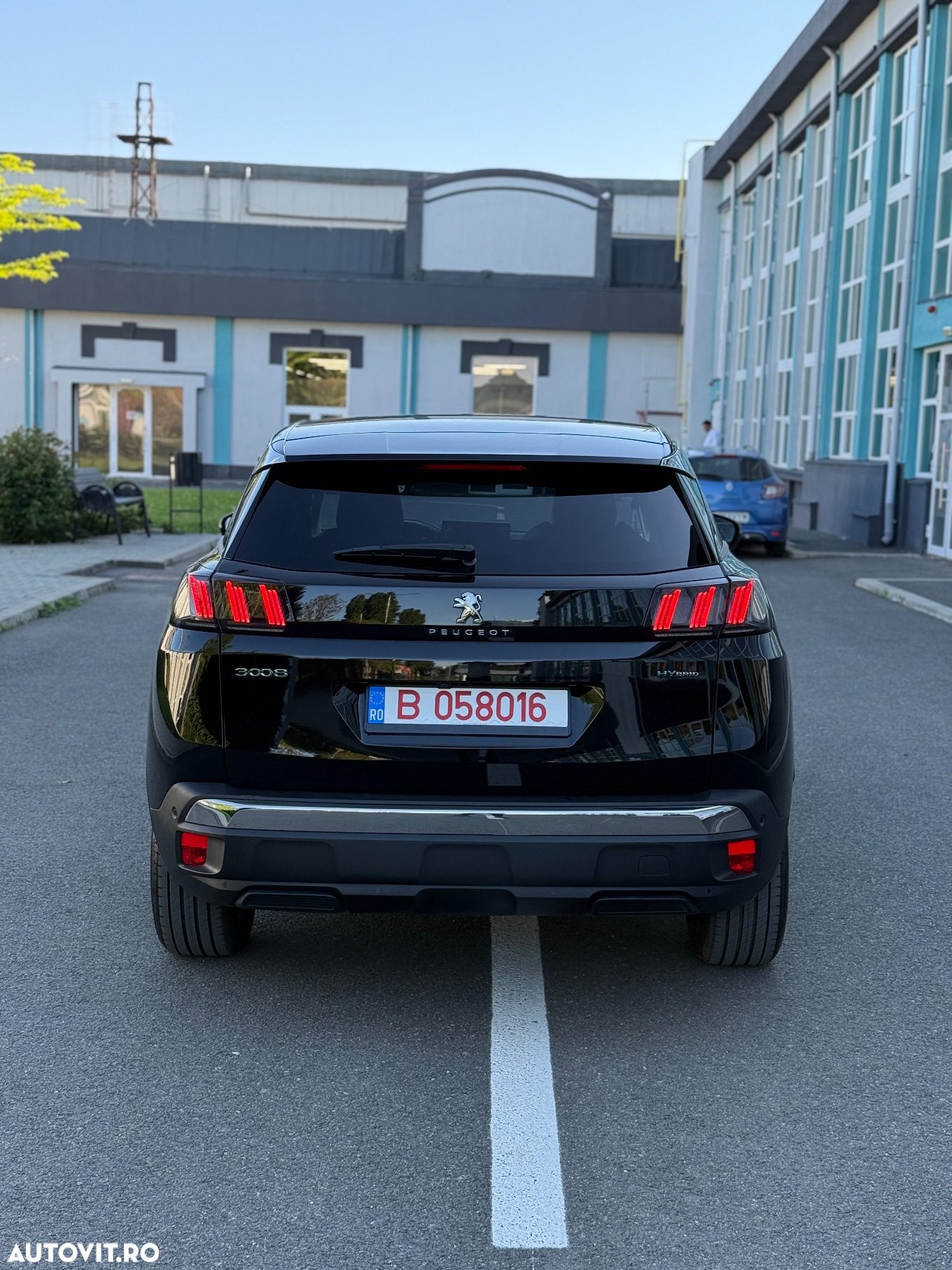 Peugeot 3008 PHEV EAT8 Allure - 3