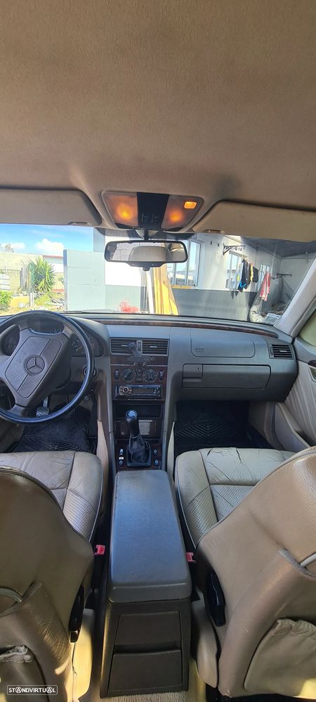 Mercedes-Benz C 250 - 7