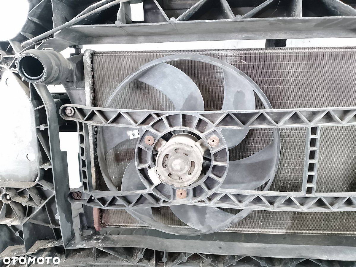 PAS PRZÓD, CHŁODNICA WODY FIAT PANDA II 51700202  46798741 872764F 1.2 8V - 2