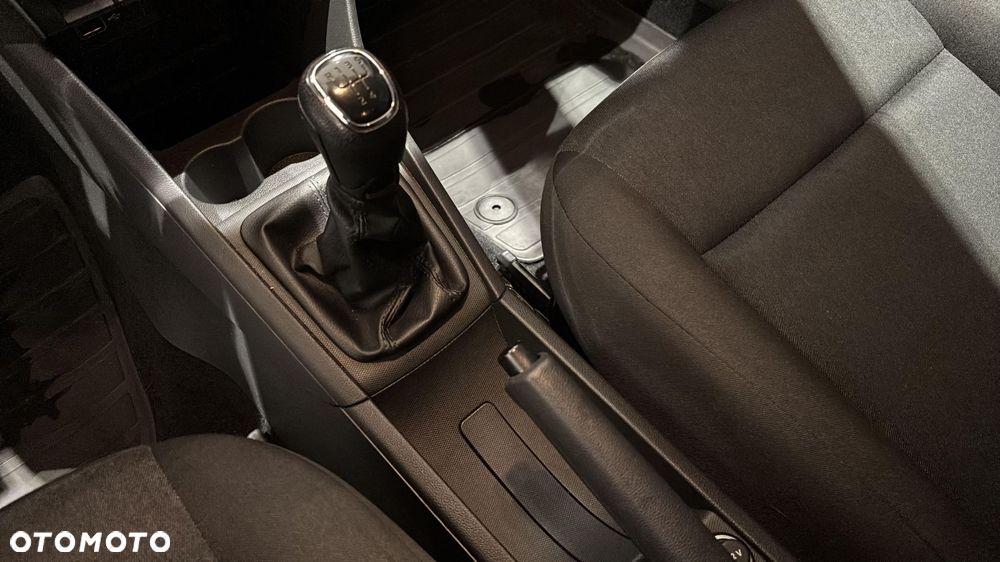 Skoda RAPID Spb 1.0 TSI Active - 15