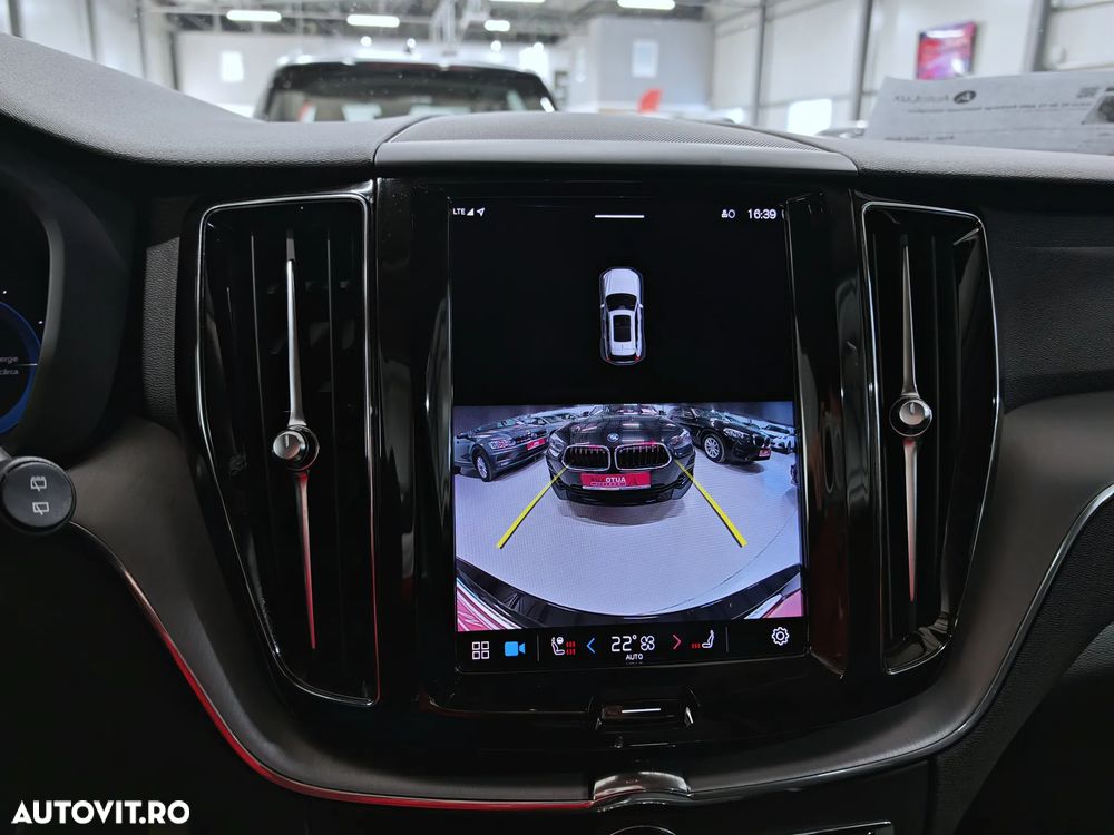 Volvo XC 60 T6 AWD Recharge Geartronic Inscription - 27