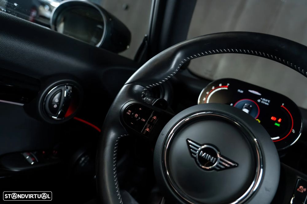 MINI 3 Portas John Cooper Works Plus Auto Desportiva - 11