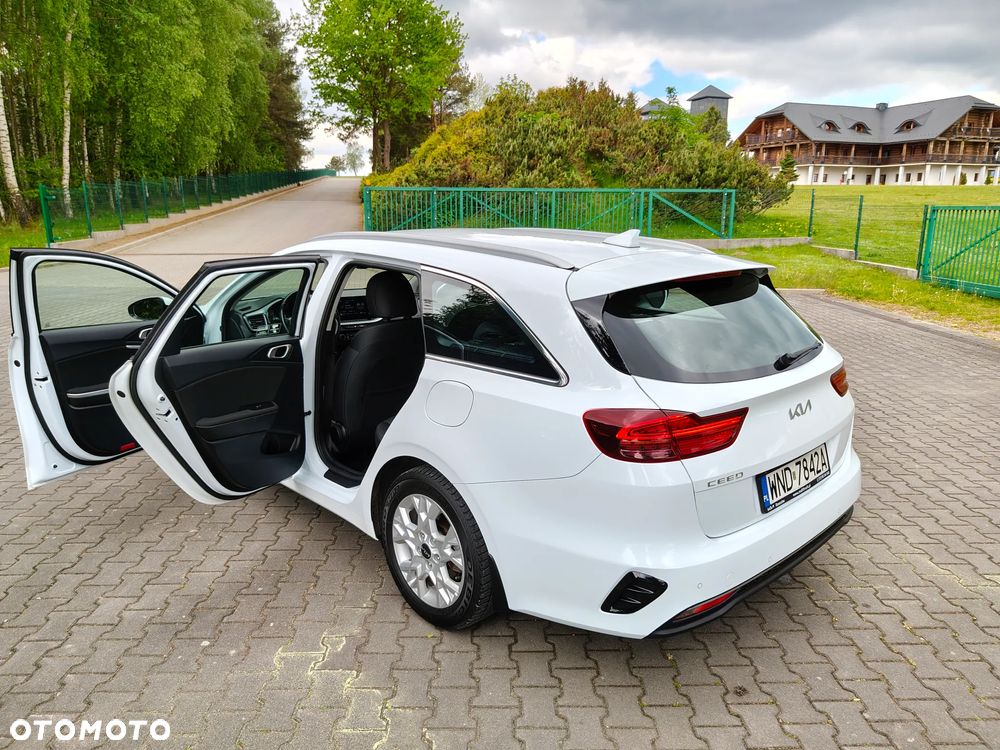 Kia Ceed 1.5 T-GDI Business Line - 30