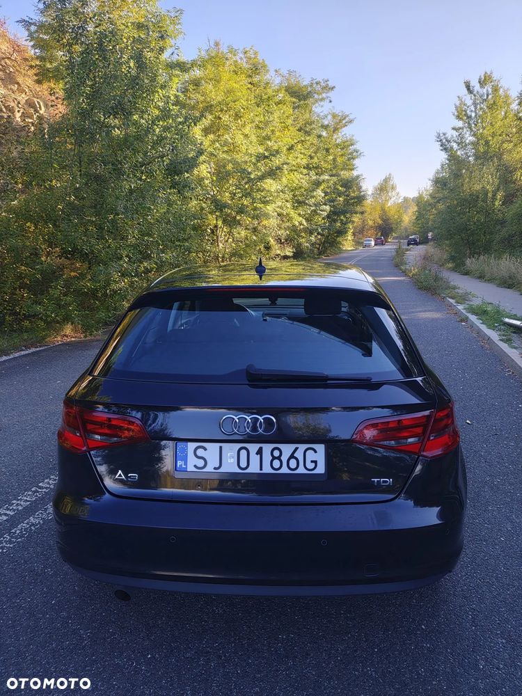 Audi A3 Sportback 1.6 TDI Attraction - 8