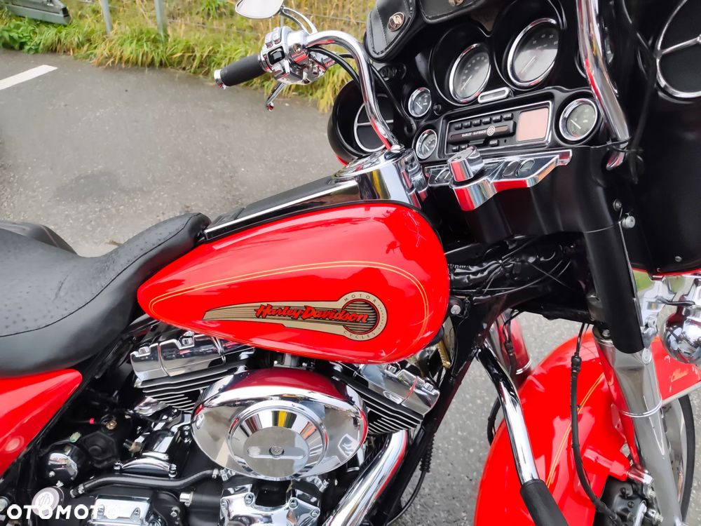 Harley-Davidson FLHTCU Ultra - 26