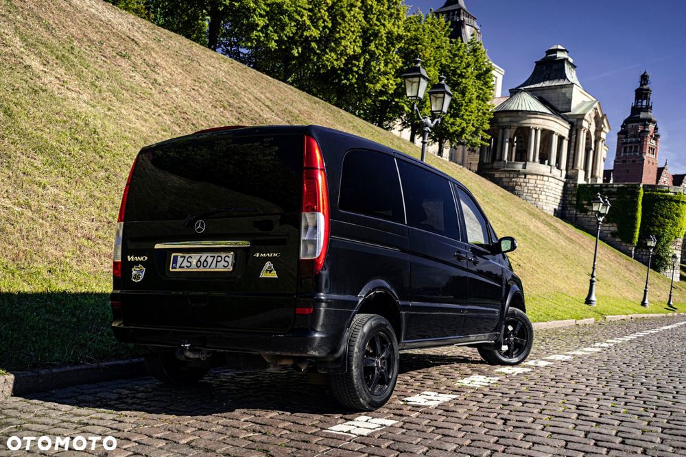 Mercedes-Benz Viano - 6