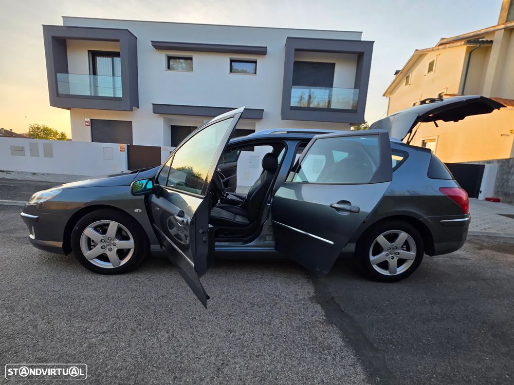 Peugeot 407 SW 2.2 HDi Executive - 4