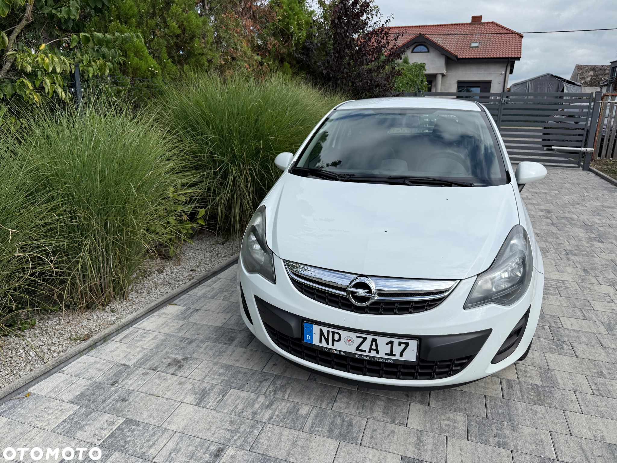 Opel Corsa 1.4 Cosmo - 3