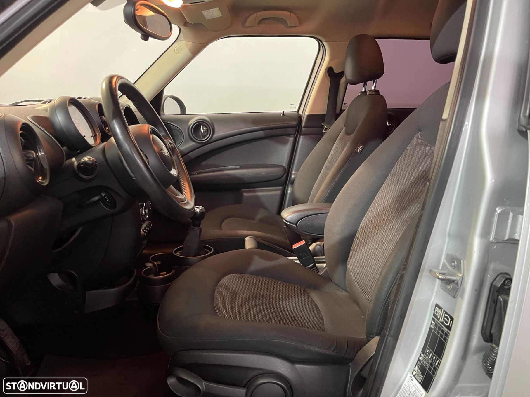 MINI Countryman One D - 11