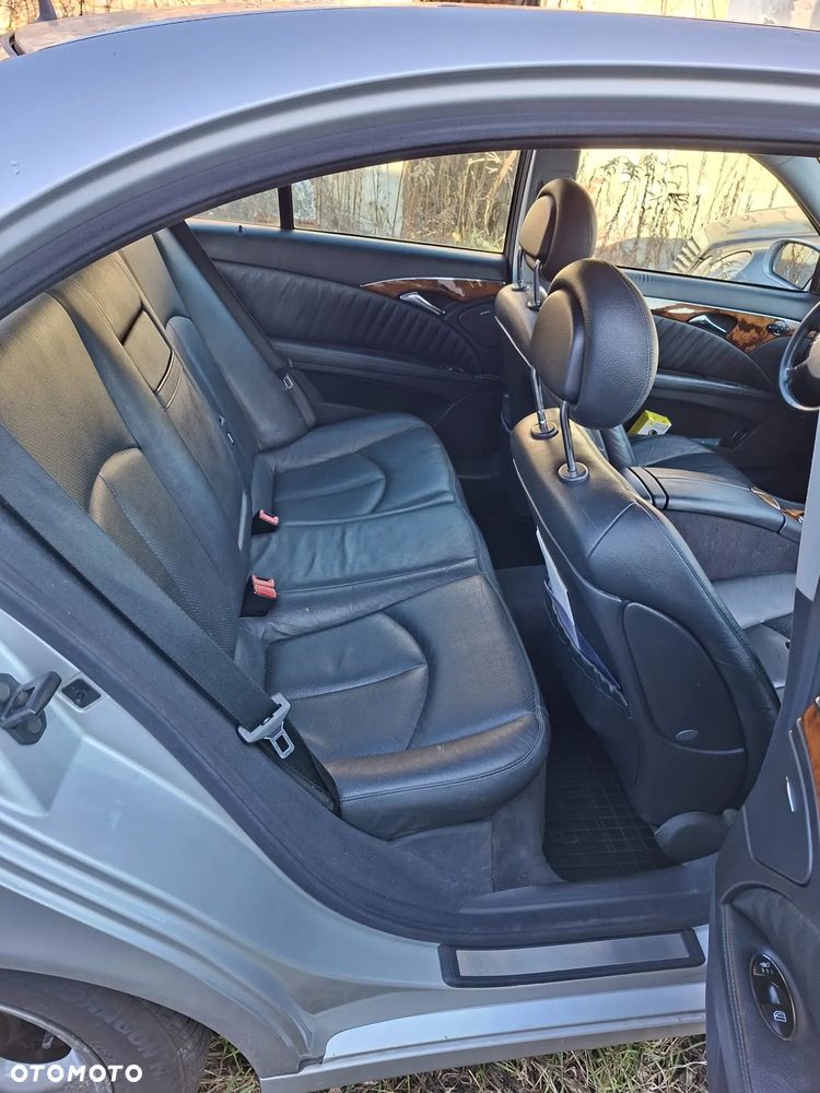 Mercedes-Benz Klasa E 270 CDI Elegance - 7