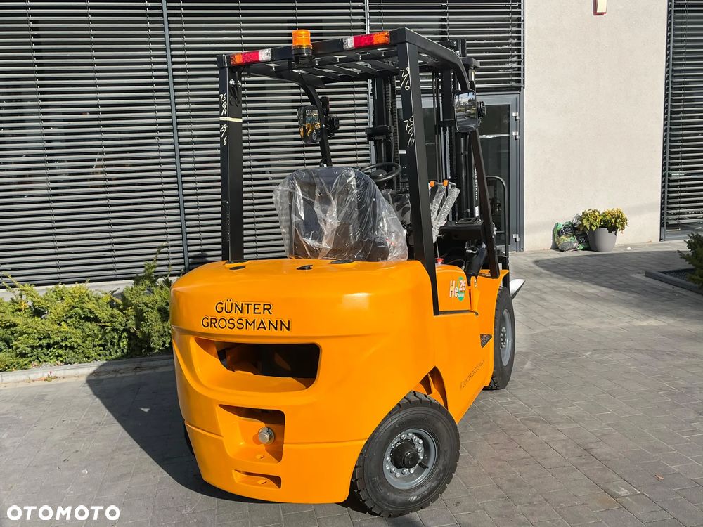 Günter Grossmann HE25 - 8