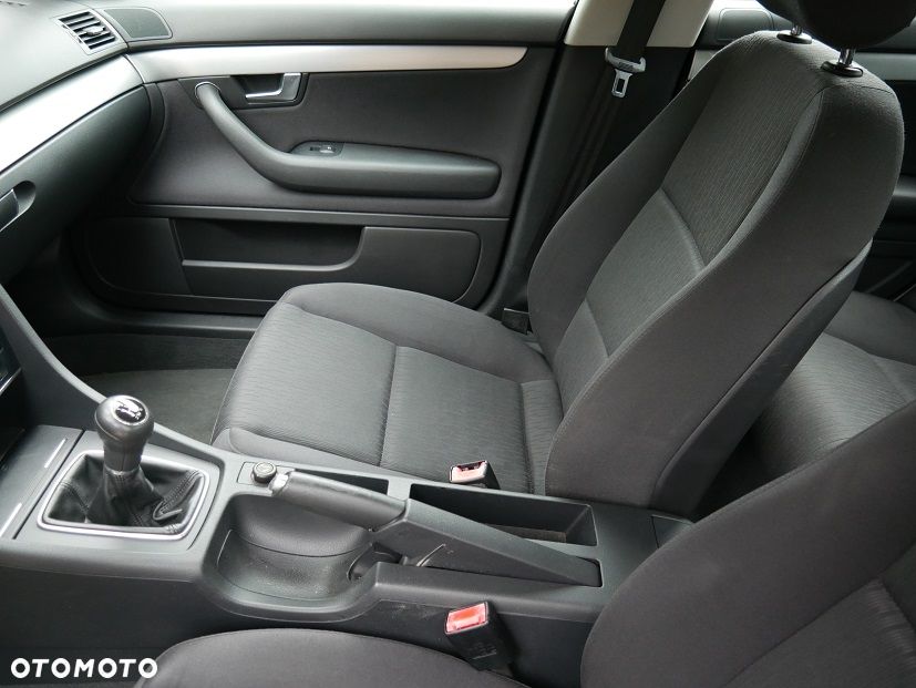 Audi A4 Limousine - 21