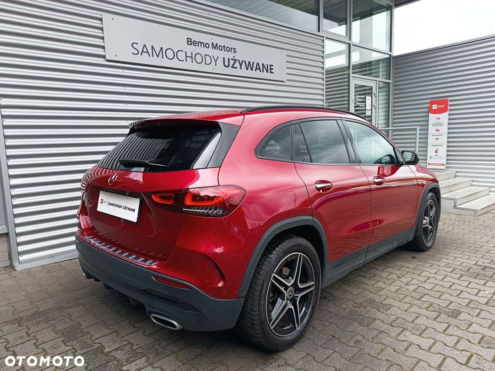 Mercedes-Benz GLA 200 AMG Line - 7