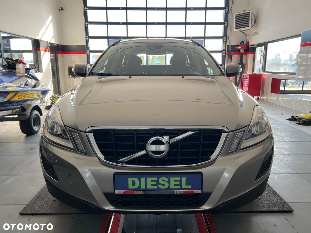 Volvo XC 60 D5 AWD RDesign - 12