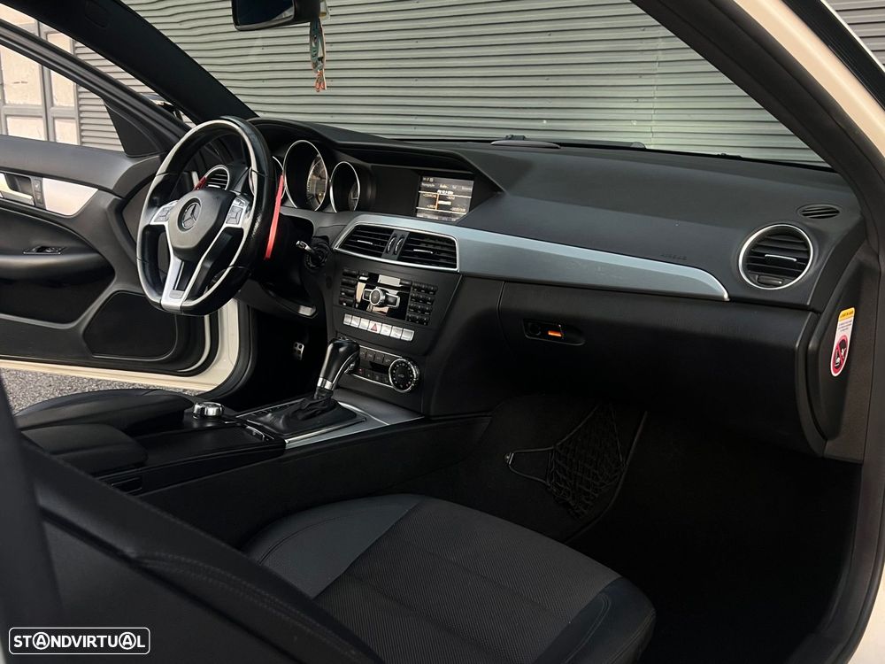 Mercedes-Benz C 220 - 17