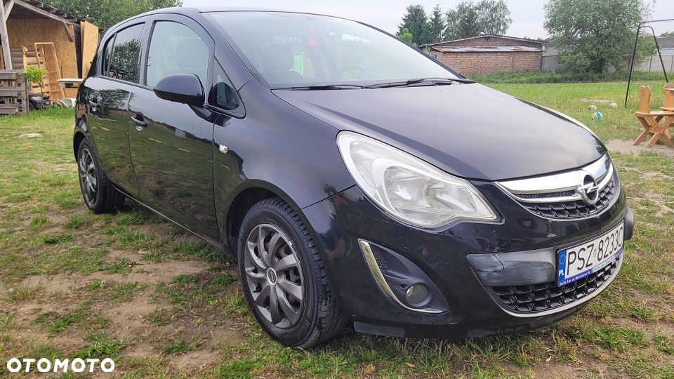 Opel Corsa 1.2 16V Cosmo - 3