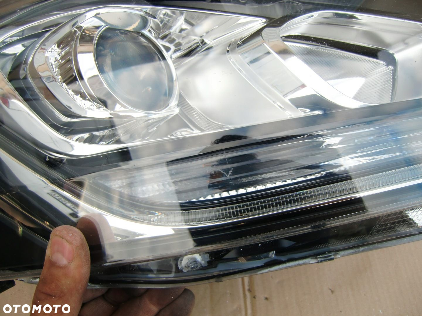 LAMPA PRAWA FORD TRANSIT CUSTOM LIFT SOCZEWKA LED EUROP - 2