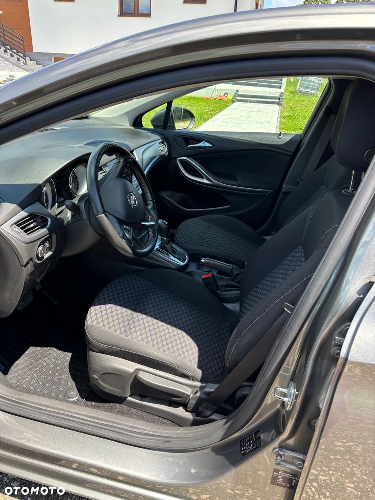 Opel Astra - 10
