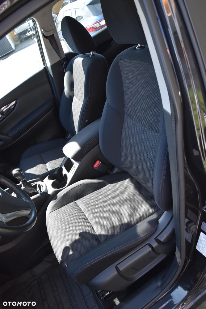 Nissan Qashqai 1.6 DIG-T Tekna - 17